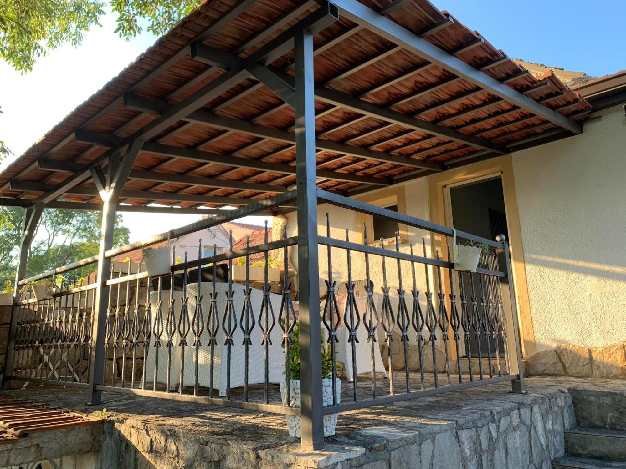 Kuca Za Iznajmljivanje Andrija Ljubuški Esterno foto